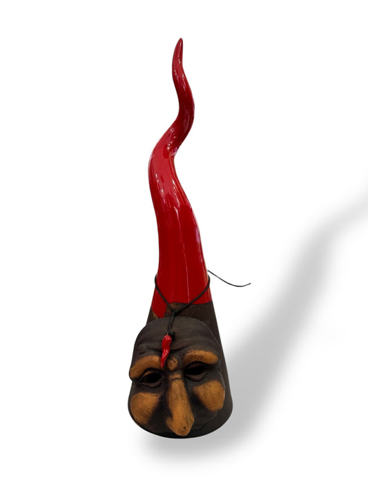 Corno in terracotta smaltato con maschera h 40 cm